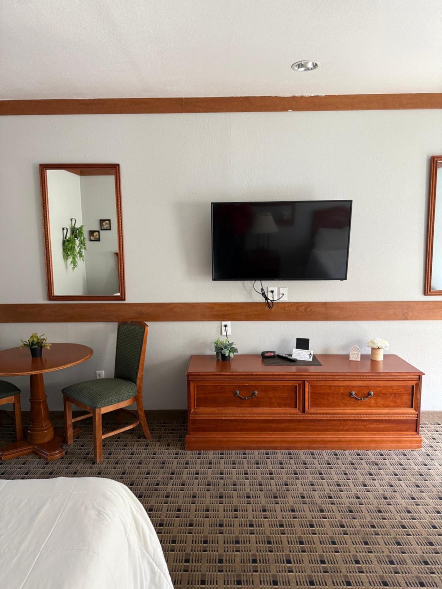 Whittier Qualla Cabins And Motel Cherokee Near Casino מראה חיצוני תמונה