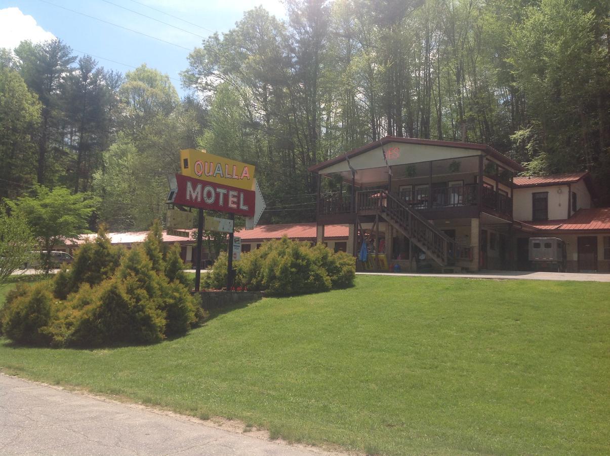 Whittier Qualla Cabins And Motel Cherokee Near Casino מראה חיצוני תמונה
